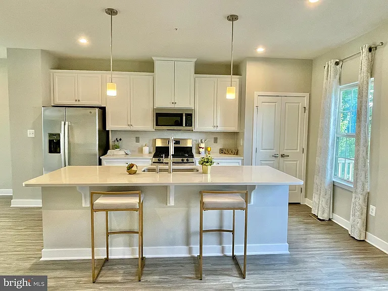 9537 Tall Oaks Rd — Photo 10