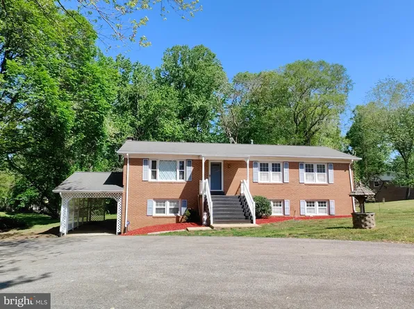 29825 Therese Cir, Mechanicsville, MD 20659