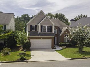 1155 Crabapple Lake Cir, Roswell, GA 30076