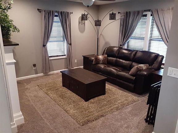 2nd image of 2903 Mitchell Ave