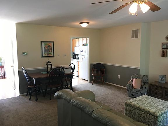 5th image of 1639 Forest Hill Ct
