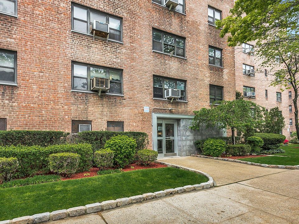 1st image of 31-70 138th St #6G