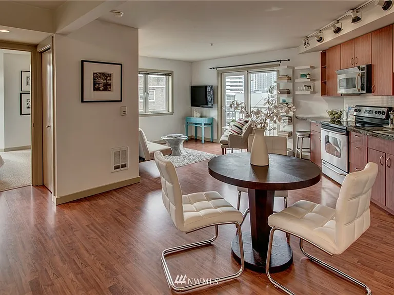 103 Bellevue Ave E #308 — Photo 1