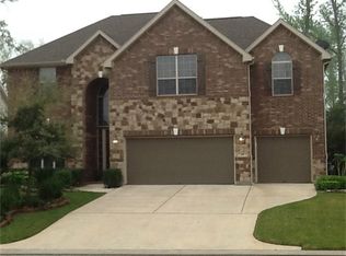 39 S Victoriana Cir, The Woodlands, TX 77389