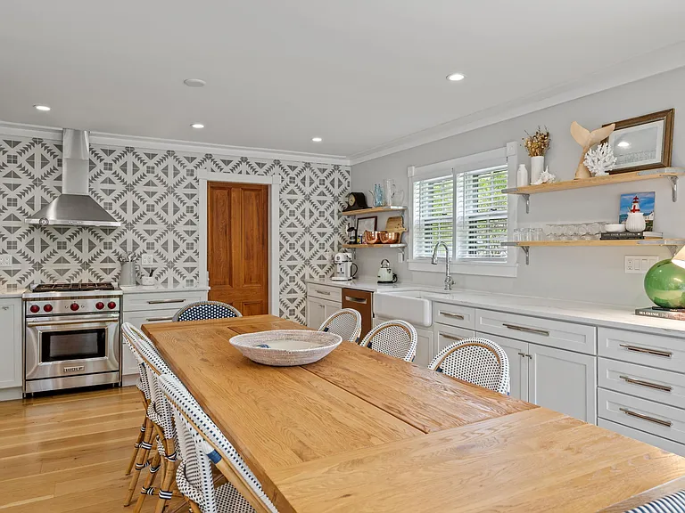 28 Wolf Way — Photo 12