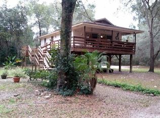 250 S Hart Rd, Geneva, FL 32732