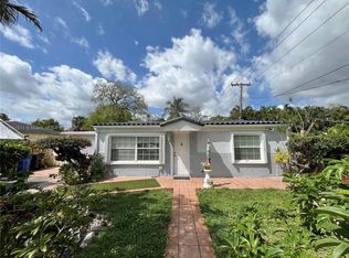 1465 SW 28th Way, Fort Lauderdale, FL 33312