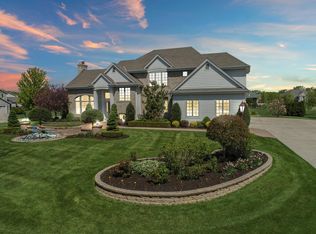 S97W13728 Stonebridge Way, Muskego, WI 53150