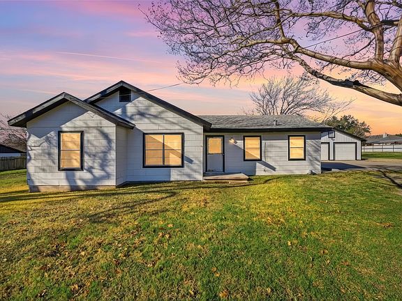 2nd image of 901 S Old Robinson Rd