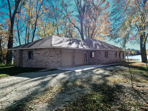 13199 N Shore Dr, Millersburg, MI 49759