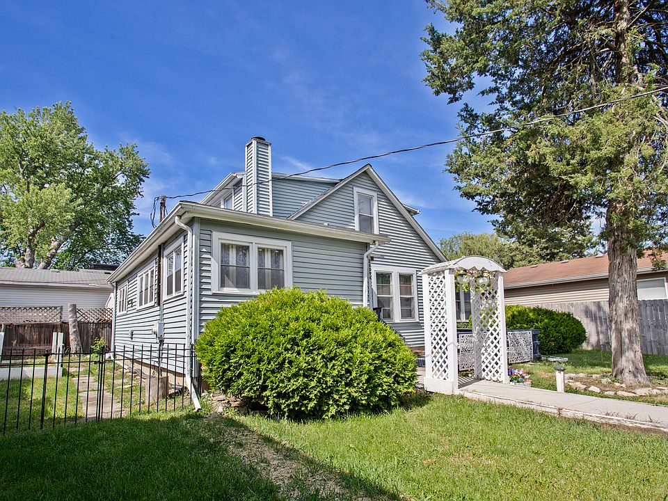 1st image of 26094 W Ingleside Ave