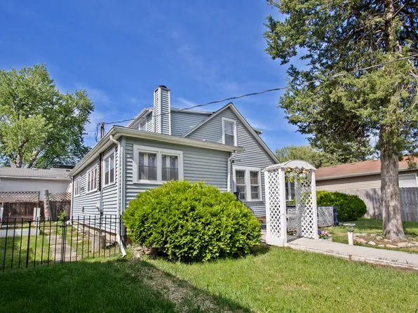 26094 W Ingleside Ave, Ingleside, IL 60041