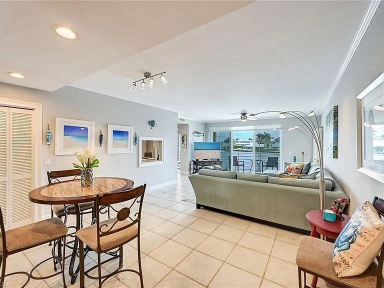 4530 Gulf Shore Blvd N #2-122 — Photo 16