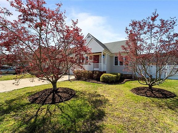 2nd image of 3402 Cricket Hollow Ln