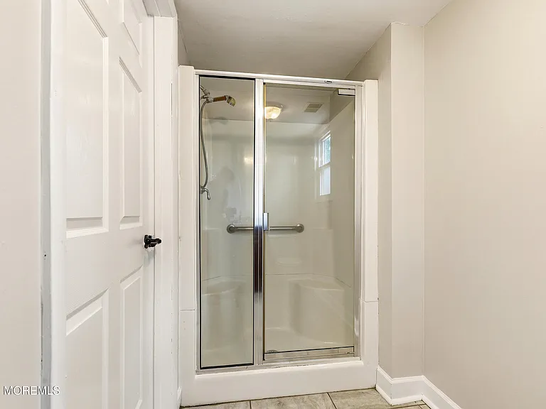 1029 Lucy Ln — Photo 17