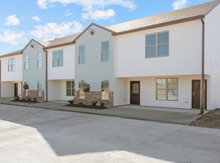 139 Iberia St #E, Youngsville, LA 70592
