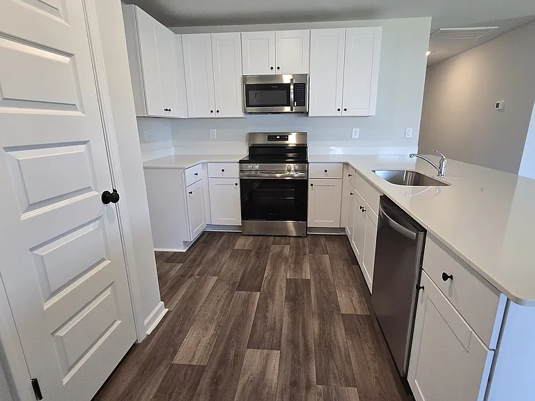 432 Sweet Vernal St — Photo 9