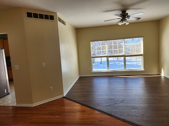 5th image of 2090 Preserve Cir W