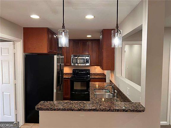 4th image of 2047 Panstone Ct SW