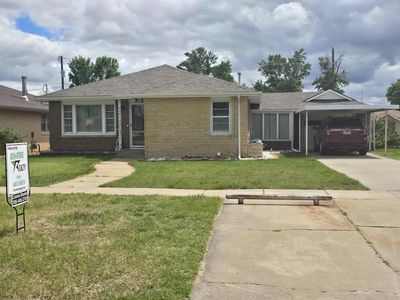 944 E 2nd St, Russell, KS, 67665