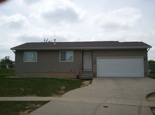 41 Florida Ct SW, Cedar Rapids, IA 52404