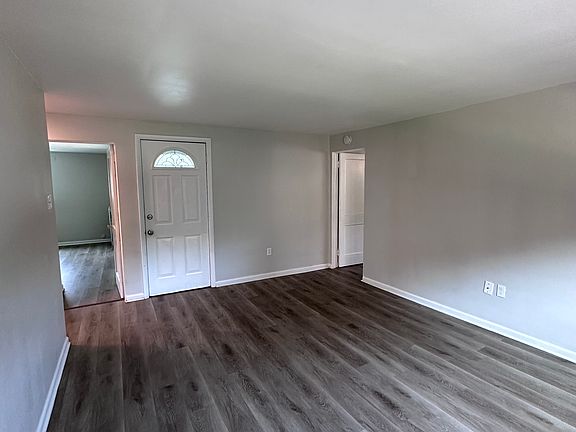 5th image of 153 Boland Ave