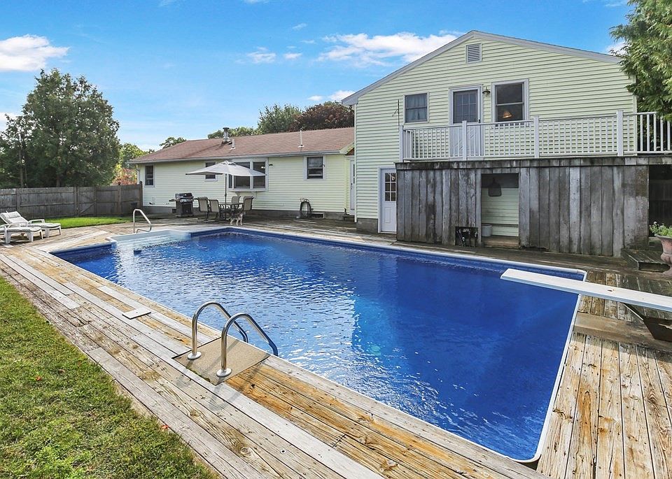 15 Blueberry Ln, Rutland, MA 01543 Zillow