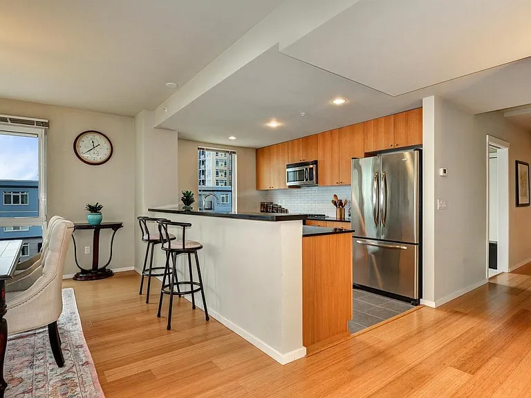81 Clay St #621 — Photo 10