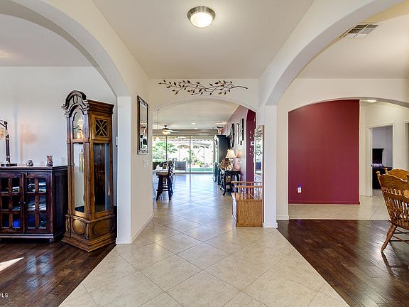 5th image of 12562 S 184th Ave