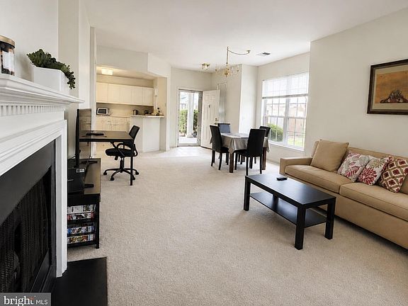 5th image of 45091 Brae Ter Unit 103