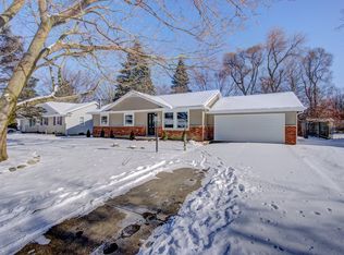 4445 Old Carriage Rd, Flint, MI 48507