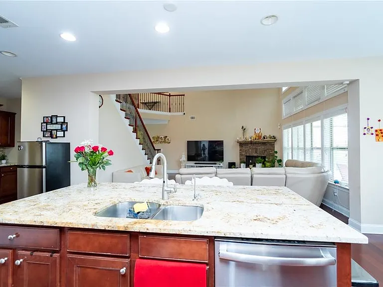 1125 Sonoma Chase — Photo 41