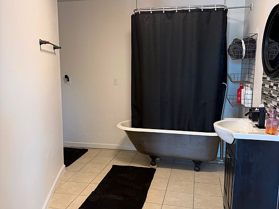 3rd image of 9842 N McGinnis Rd #2