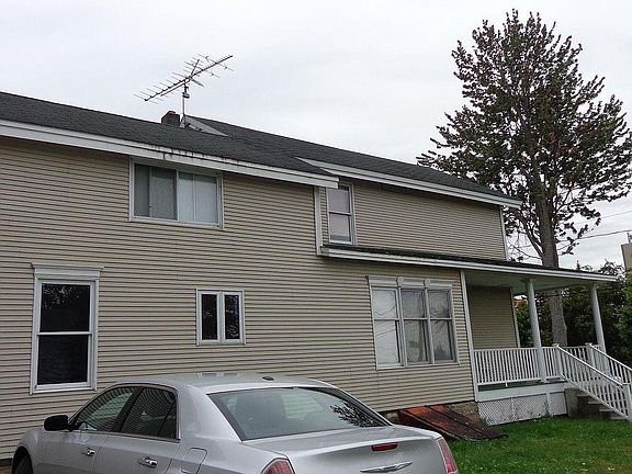 2nd image of 108 Caroline St
