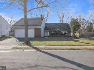 111 Carlton Ave, Marlton, NJ 08053