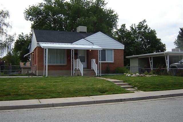 1 Front of Home_05132014