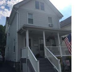 7 New St, Middletown, NY 10940