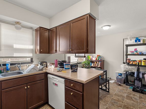 2nd image of 612 McKinley Ave