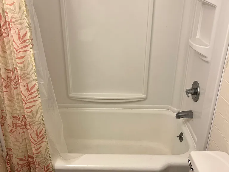 208 Price St — Photo 14