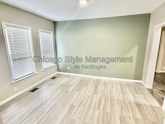 4th image of 2835 W 38th Pl #1
