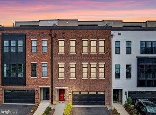 22258 Rivanna Shore Ter, Ashburn, VA 20148