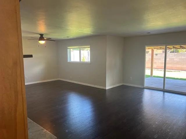 2900 Wisconsin St NE — Photo 3