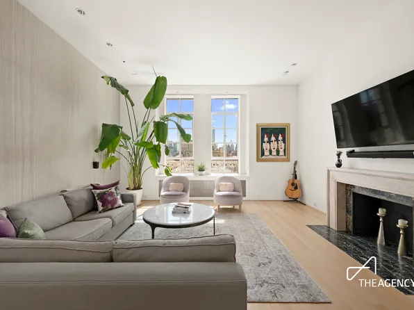 11 West 81st Street image 1 of 10