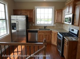 2132 Little Kitten Ave, Manhattan, KS 66503