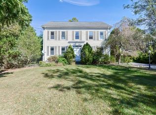 400 Old Post Rd, North Attleboro, MA 02760