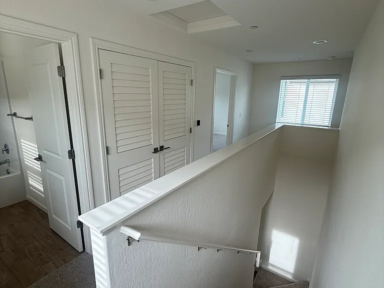 1519 Redbrick Ln — Photo 15