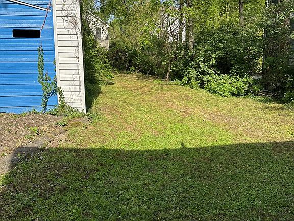 4th image of 620 S 14th St