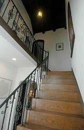 3rd image of 3915 Ledgewood Dr