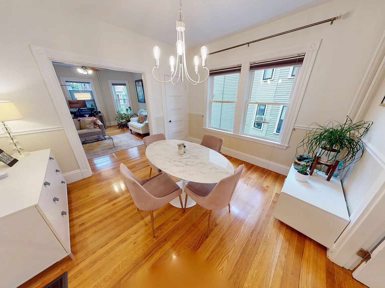 2 bed, 1125 sqft, $3,200 — Photo 2