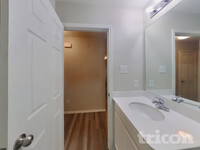 1023 Spofford Dr — Photo 11
